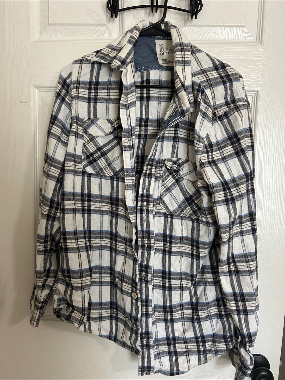 American Eagle Outfitters White and Blue Plaid Flannel Shirt